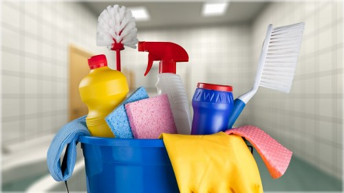 Professional cleaning supplies for move out cleaning